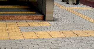Тактильная плитка ПВХ в Переславле-Залесском - купить от 727 руб. в ТротуарнаяПлитка