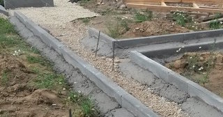 Установка бордюров для плитки в Переславле-Залесском в октябре