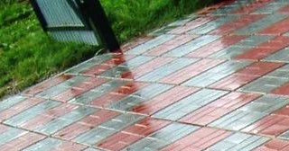 Профессиональная укладка цементной тротуарной плитки в Переславле-Залесском в октябре