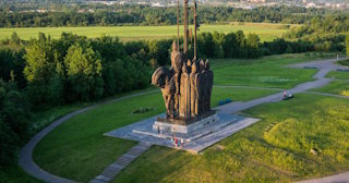Благоустройство памятников в Переславле-Залесском от 934 руб. – компания ТротуарнаяПлитка