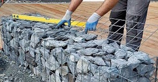 Устройство подпорной стенки из габионов в Переславле-Залесском в октябре